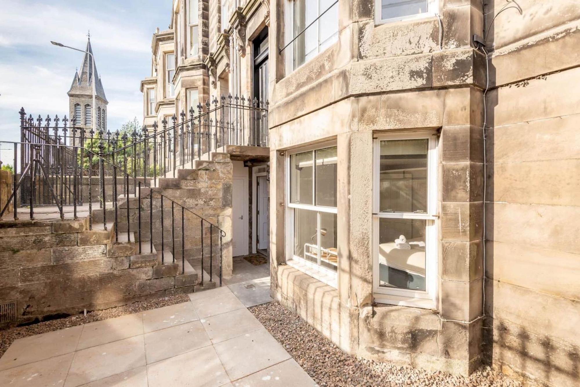 Skye Sands - Strathtyrum Patio Residence เซนต์แอนดรูว์ ภายนอก รูปภาพ